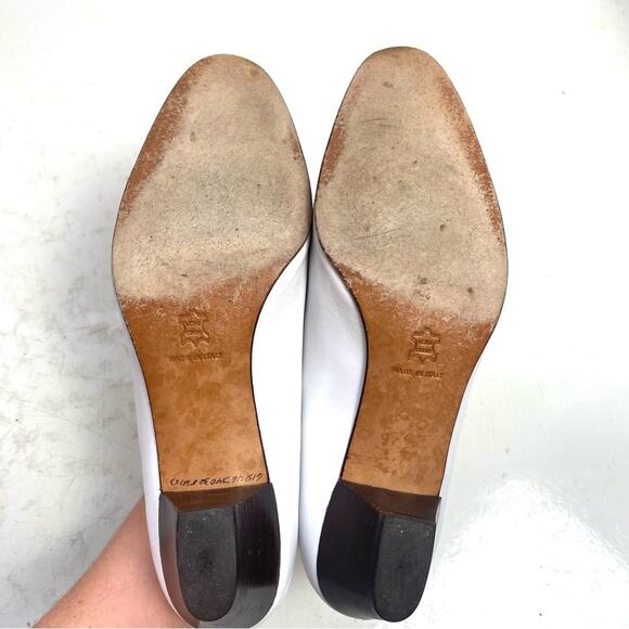 Vintage Salvatore Ferragamo White Classic Almond Toe Heels Size 7 - Picture 9 of 10